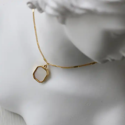 Sophie NECKLACE